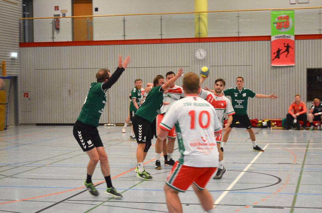 Draußen in Hellersdorf..